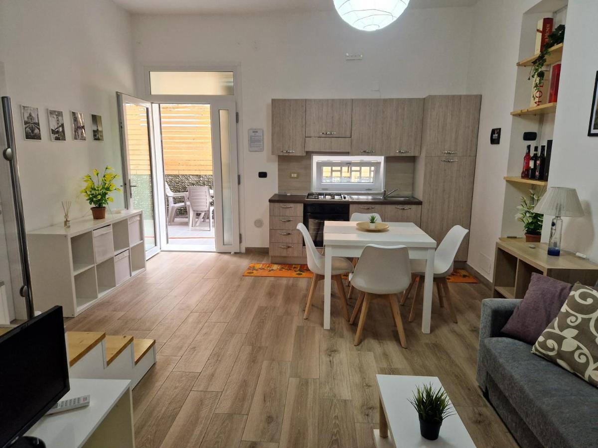Living Room Schiavonea Ngoại thất bức ảnh